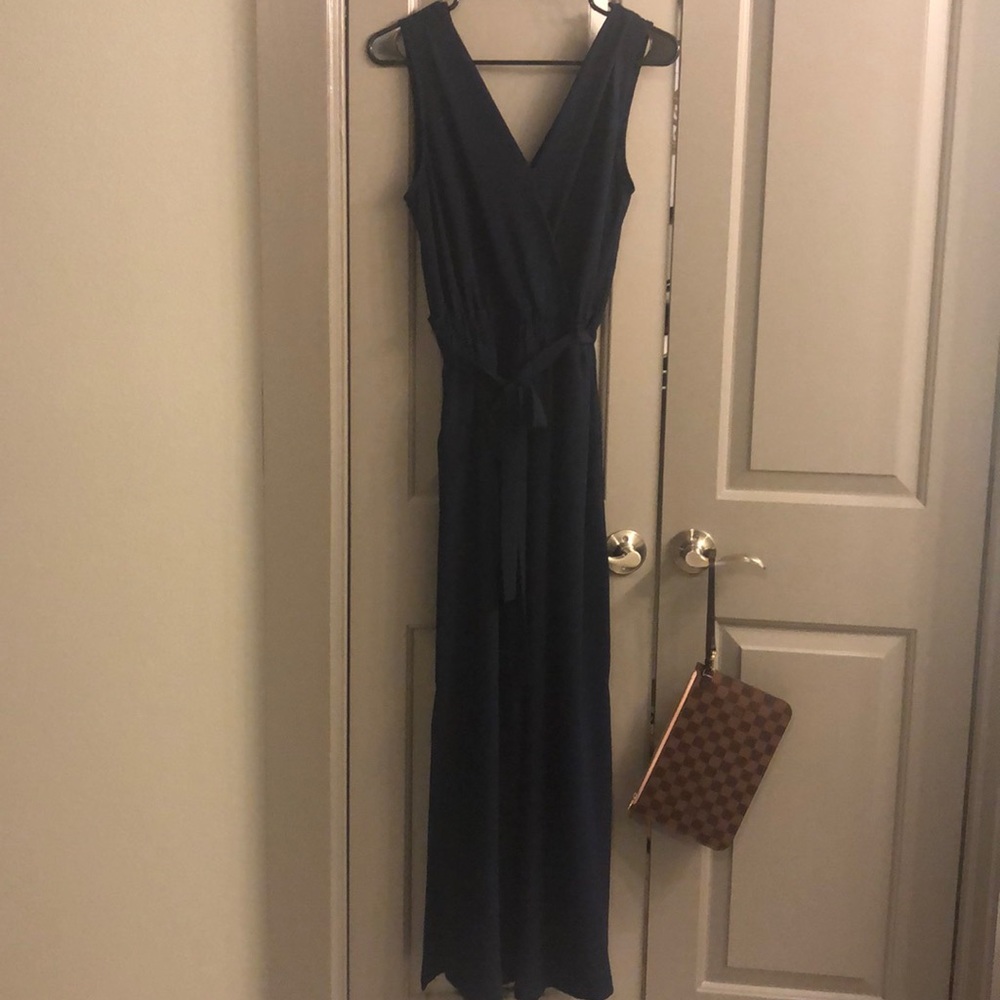 Blue jumpsuit with pockets! 💙